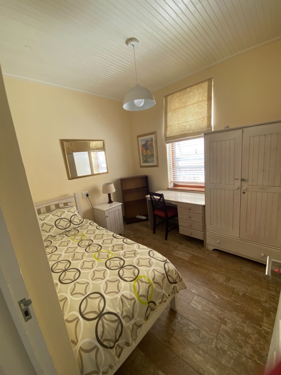 To Let 4 Bedroom Property for Rent in Fish Hoek Western Cape